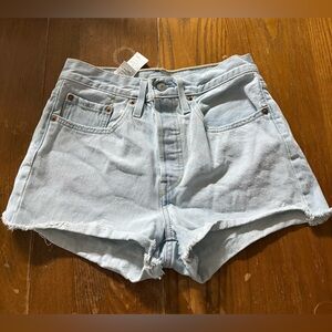 Levi's Light Wash Denim Women's Shorts